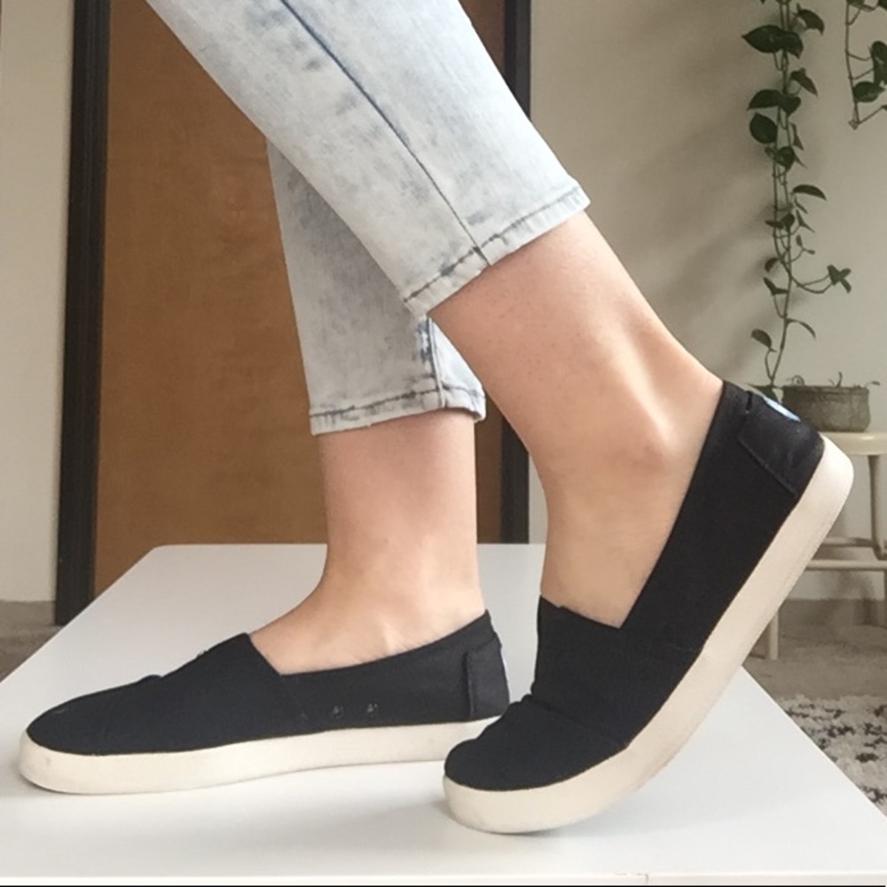 TOMS Avalon Slip-ons
